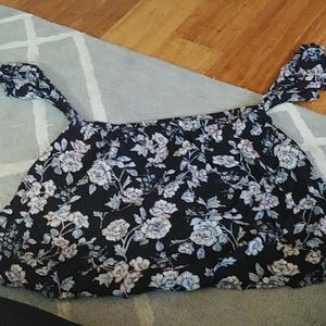 American Eagle off the shoulder top